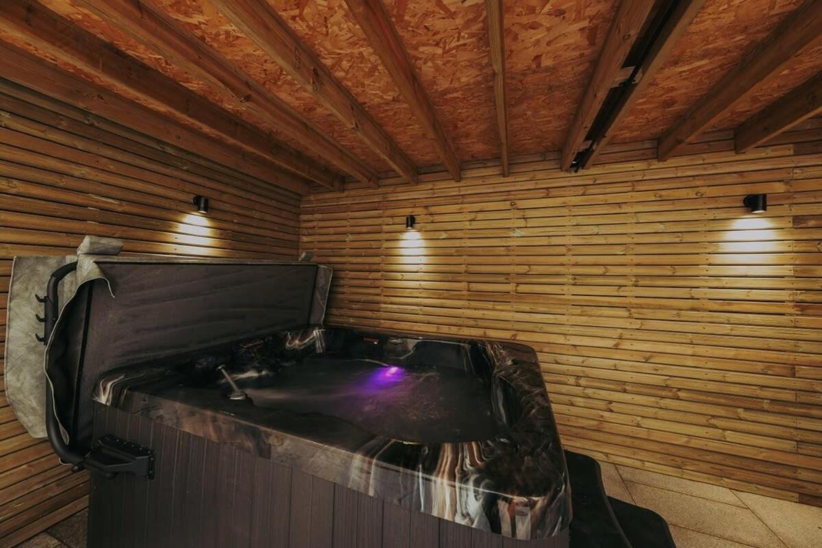 Clifton 32 - Garden Flat With Hot Tub - Hopewell Lejlighed Bristol Eksteriør billede